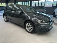 Usata VW Golf VII Sport 116 CV (85 kW) 2019 Grigio Berlina