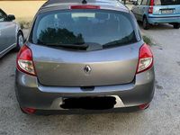 Usata Renault Clio II 75 CV (55 kW) 2010 Grigio Utilitaria
