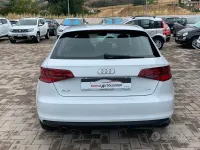 Usata Audi A3 Attraction 110 CV (80 kW) 2015 Bianco Berlina