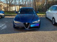Usata Alfa Romeo Giulia 150 CV (110 kW) 2017 Blu Berlina