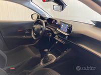 Usata Peugeot 208 Active 101 CV (74 kW) 2021 Bianco Utilitaria