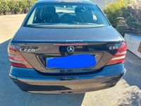 Usata Mercedes C220 150 CV (110 kW) 2005 Berlina