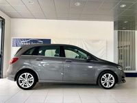 Usata Mercedes B180 Premium 109 CV (80 kW) 2017 Grigio Utilitaria