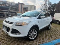 Usata Ford Kuga 120 CV (88 kW) 2016 Bianco SUV