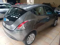 Usata Lancia Ypsilon Platinum 69 CV (50 kW) 2011 Grigio Utilitaria