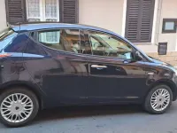 Usata Lancia Ypsilon Gold 95 CV (69 kW) 2017 Blu/azzurro Utilitaria