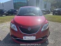 Usado Lancia Ypsilon Silver 69 HP (50 kW) 2015 Vermelho Citadino