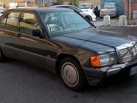 Usata Mercedes 190 105 CV (77 kW) 1991 Grigio Berlina