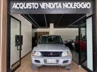 Usata Mitsubishi Pajero 99 CV (72 kW) 2000 Grigio SUV