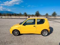 Usata Fiat 600 150 CV (110 kW) 1999 Giallo Utilitaria