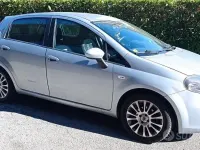 Usata Fiat Grande Punto Dynamic 77 CV (56 kW) 2009 Blu Utilitaria