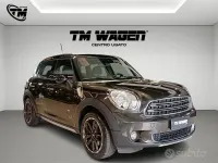 Usata Mini Countryman 111 CV (81 kW) 2016 Verde SUV