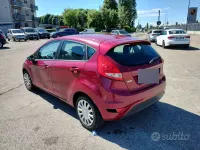 Usata Ford Fiesta 68 CV (50 kW) 2009 Rosso Berlina