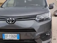 Usata Toyota Proace Verso Luxury 102 CV (75 kW) 2021 Grigio Station wagon