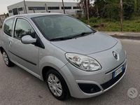 Usata Renault Twingo 75 CV (55 kW) 2007 Grigio Utilitaria