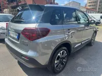 Usata Suzuki Vitara 102 CV (75 kW) 2023 Grigio SUV