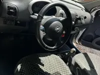 Usata Nissan Micra 65 CV (47 kW) 2005 Bianco Berlina