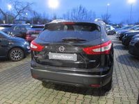 Gebraucht Nissan Qashqai 360º 110 PS (80 kW) 2016 Schwarz SUV