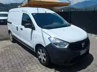 Usata Dacia Dokker Ambiance 82 CV (60 kW) 2015 Bianco Monovolume