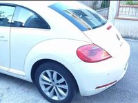 Usata VW Beetle Design 105 CV (77 kW) 2012 Bianco Utilitaria