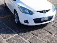 Usata Mazda 2 75 CV (55 kW) 2009 Bianco Berlina