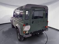 Usata Land Rover Defender 86 CV (63 kW) 1988 Verde SUV