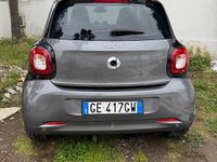 Usata Smart ForFour Passion 71 CV (52 kW) 2016 Grigio Utilitaria