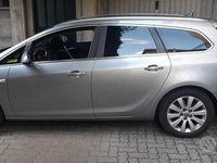Usata Opel Astra 110 CV (80 kW) 2011 Grigio Station wagon