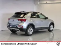 Usata VW T-Roc Life 110 CV (80 kW) 2023 Grigio SUV