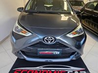 Usata Toyota Aygo Connect Style 72 CV (52 kW) 2020 Grigio Utilitaria