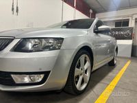 usata Skoda Octavia 2.0 TDI CR DSG Wagon Elegance