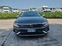 Usata VW Passat 190 CV (139 kW) 2019 Gray Station wagon