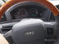 Usata Jeep Cherokee 218 CV (160 kW) 2008 Bluazzurro SUV