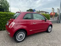 Begagnad Fiat 500 Lounge 69 HK (50 kW) 2008 Röd Halvkombi