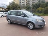 Usata Opel Zafira 125 CV (91 kW) 2010 Blu Monovolume