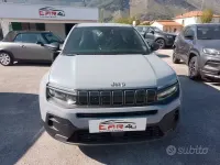 Nieuw Jeep Avenger Longitude 101 PK (74 kW) 2026 Grijs SUV