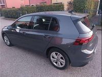 Usata VW Golf VIII Life 116 CV (85 kW) 2021 Grigio Berlina