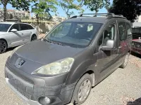Usata Peugeot Partner Tepee 90 CV (66 kW) 2010 Grigio Monovolume