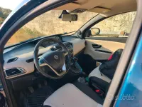 Usata Lancia Ypsilon 95 CV (69 kW) 2015 Bluazzurro Utilitaria