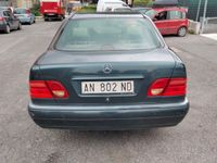 usata Mercedes E200 benzina 1997