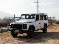 Usata Land Rover Defender 122 CV (89 kW) 2014 Bianco Station wagon