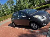 Usata Toyota Yaris 2010 Grigio Utilitaria
