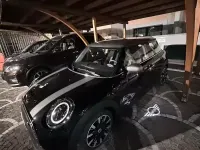 Usata Mini Cooper SE 75 kW (102 CV) 2023 Nero Utilitaria