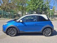 Usata Opel Adam Rocks 69 CV (50 kW) 2015 Blu/azzurro Utilitaria