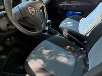 Usata Fiat Grande Punto 69 CV (50 kW) 2012 Bianco Utilitaria