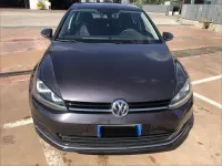 Usata VW Golf VII Highline 110 CV (80 kW) 2015 Berlina