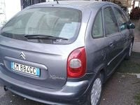 Usata Citroën Xsara Picasso Exclusive 90 CV (66 kW) 2004 Grigio Monovolume