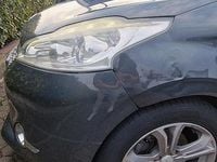 Usata Peugeot 208 Allure 82 CV (60 kW) 2013 Utilitaria