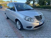 Usata Lancia Ypsilon 77 CV (56 kW) 2011 Argento Utilitaria