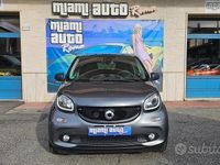 Usado Smart ForFour Passion 90 CV (66 kW) 2019 Gris Utilitario